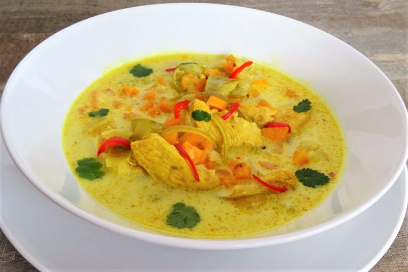 Soupe de poulet curry coco - 2